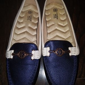 Cushion Walk by Avon, Womens Size 10W -- Cleaned, Sanitized & Polished